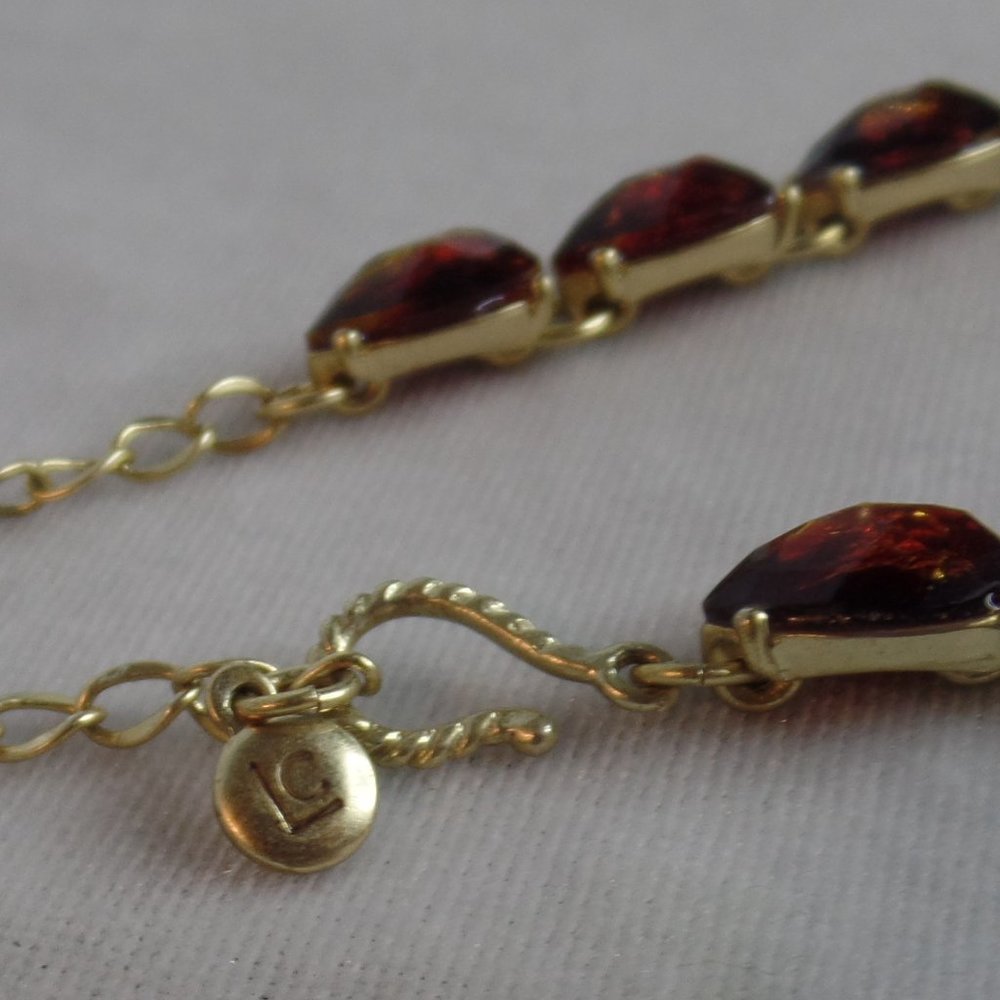 Liz Clairborne Floral Red Stones Necklace Goldtone - Picture 4 of 14